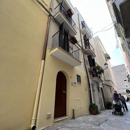 バーリ Borgo Degli Sveviヴィラ エクステリア 写真